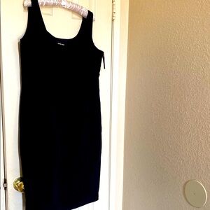 Giorgio Armani Black Sheath Midi Cocktail Dress Crew Neck Sleeveless Size 12